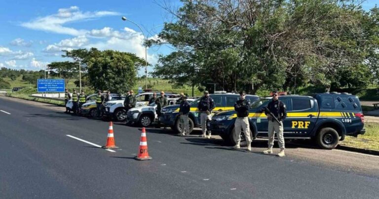Ação Educativa em Caruaru Reforça Segurança no Trânsito Durante o Fim de Ano