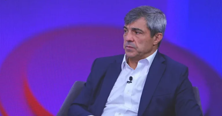 Análise Política: Fed Enfrenta Desafios com 'Ansiedade Política', Afirma Padovani