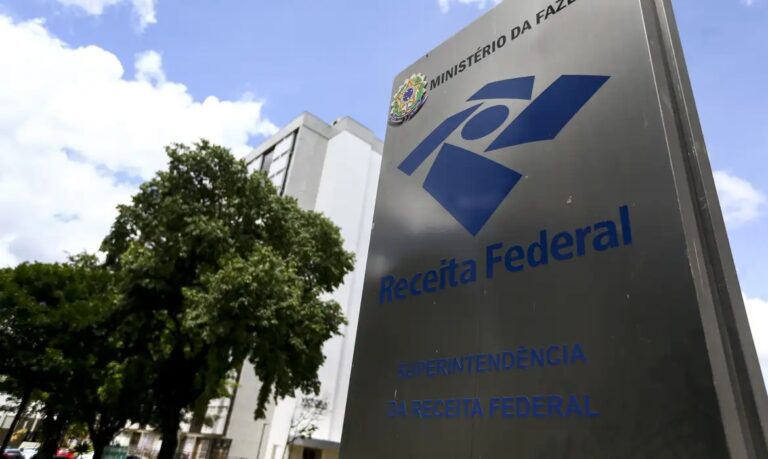 Arrecadação Federal Alcança Recorde de R$ 226,75 Bilhões em Novembro de 2025 Arrecadação Federal Alcança Recorde de R$ 226,75 Bilhões em Novembro de 2025