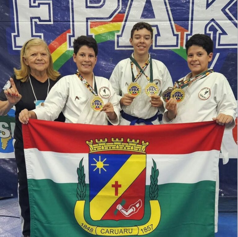 Atletas de Caruaru Brilham e Conquistam Títulos no Campeonato Pernambucano de Karatê