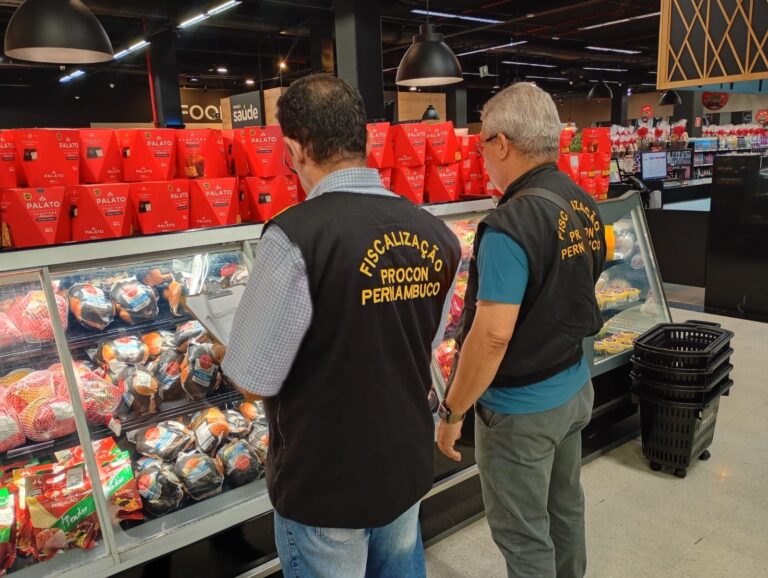 Cesta Natalina no Recife: Preços Aumentam até 300%, Segundo Procon-PE Cesta Natalina no Recife: Preços Aumentam até 300%, Segundo Procon-PE