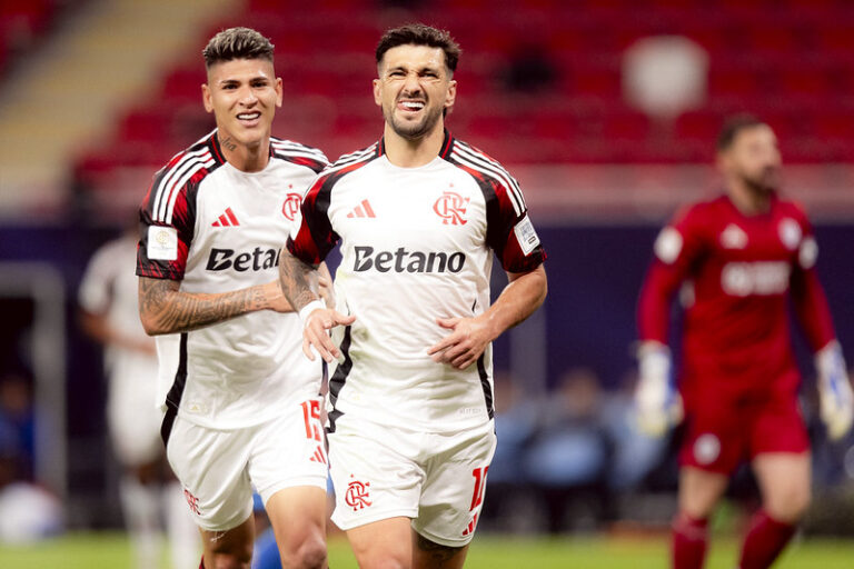 Arrascaeta brilha e garante vitória do Flamengo sobre o Cruz Azul na semifinal da Copa Intercontinental Imagem do artigo