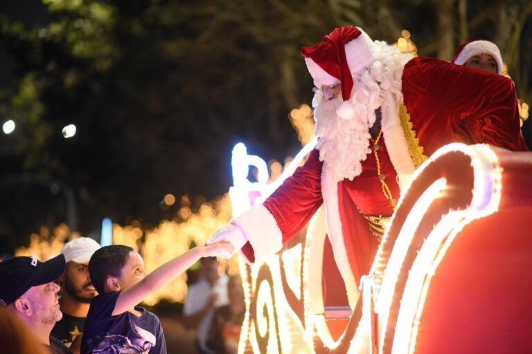 Encantos do Natal em Garanhuns e Gravatá: Programação Cultural Imperdível Encantos do Natal em Garanhuns e Gravatá: Programação Cultural Imperdível
