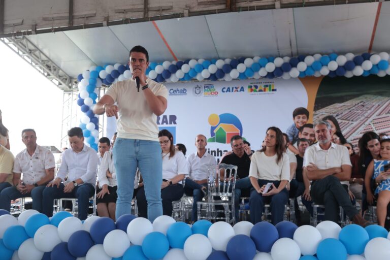 Parceria entre Estado e Município Resulta na Entrega de 500 Moradias em Caruaru Parceria entre Estado e Município Resulta na Entrega de 500 Moradias em Caruaru