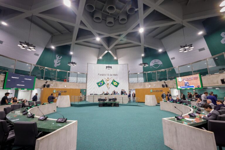 Retrospectiva Política 2025: As Três Leis que Impactaram o Ceará