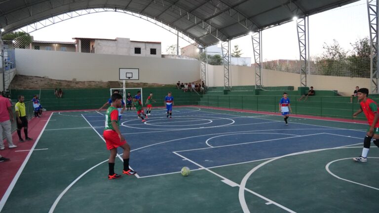 Várzea Alegre Inaugura Quadra Coberta em Escola Municipal e Fortalece Estrutura Educacional