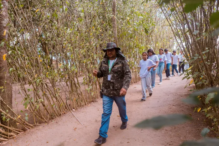 Adolescentes se Engajam em Atividade sobre Meio Ambiente e Saúde Mental na Serra dos Cavalos Adolescentes se Engajam em Atividade sobre Meio Ambiente e Saúde Mental na Serra dos Cavalos