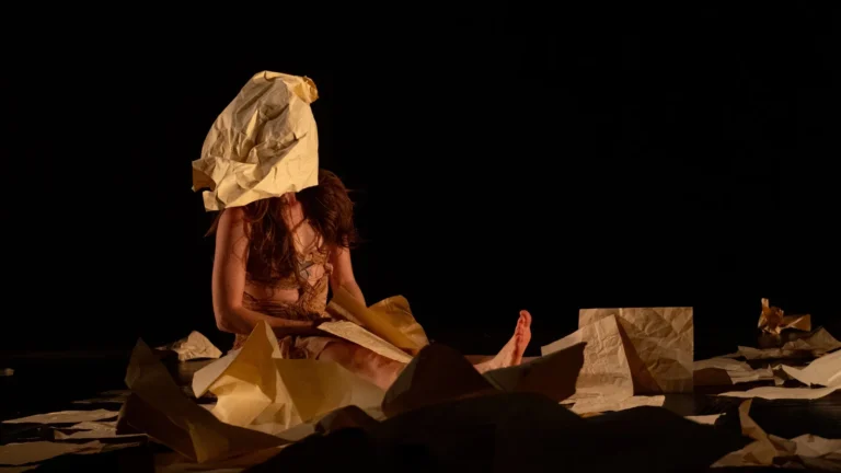 Caruaru: Espetáculo de Dança Ranhura Apresenta Reflexões sobre a Vida Atual Neste Sábado