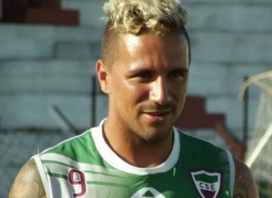 CSE Confirma Retorno do Atacante Luiz Paulo, Conhecido como ‘Homem de Pedra’ CSE Confirma Retorno do Atacante Luiz Paulo, Conhecido como 'Homem de Pedra'