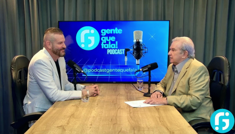 Desafios da Educação: Alessandro Soares Fala no Podcast Gente que Fala