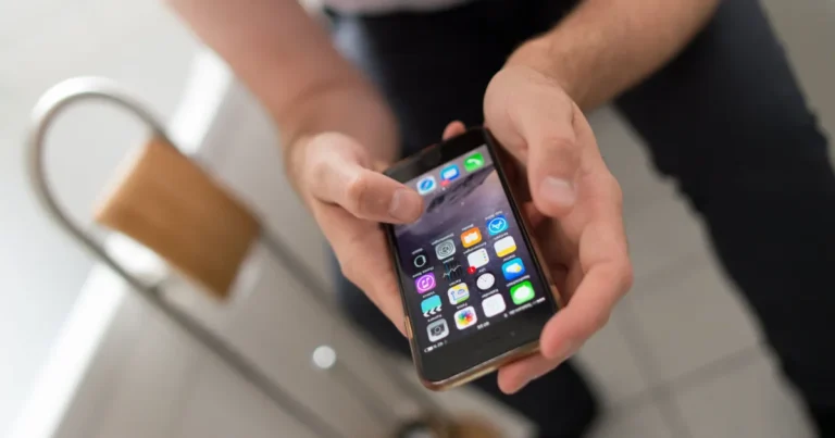 Dispositivo Smart Toilet: Revolução na Avaliação de Saúde Através da Urina Dispositivo Smart Toilet: Revolução na Avaliação de Saúde Através da Urina