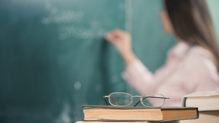 Governo de Pernambuco Anuncia Reabertura de Seleção para Professores de Sociologia