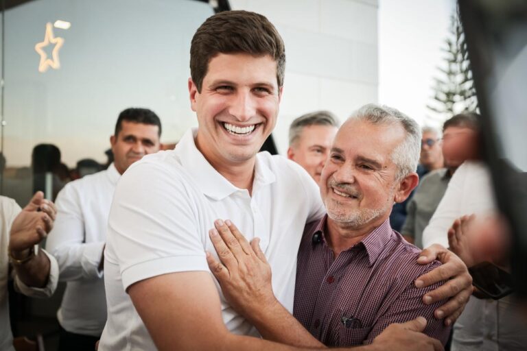 João Campos Acelera Pré-Campanha ao Governo de Pernambuco | Movimento Estratégico