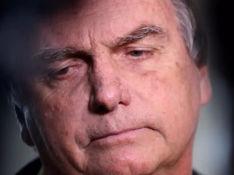 Moraes Rejeita Pedido de Prisão Domiciliar para Bolsonaro; Alta Está Prevista para Hoje Moraes Rejeita Pedido de Prisão Domiciliar para Bolsonaro; Alta Está Prevista para Hoje