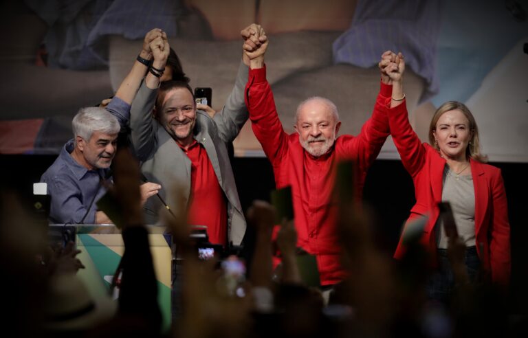 PT Processa Políticos Após Prisão de Maduro e Acusações de Narcotráfico