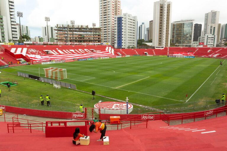 Retrô x Jaguar: Onde Assistir ao Vivo e Escalações do Jogo do Pernambucano