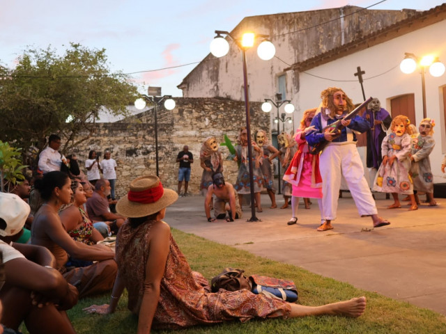 Simpósio Cultural em Laranjeiras: A Celebração da Cultura Popular Sergipana Simpósio Cultural em Laranjeiras: A Celebração da Cultura Popular Sergipana