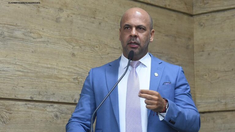 Anderson Correia Pleiteia Federalização do Caso Orelha e Defende Hospital Veterinário em Caruaru