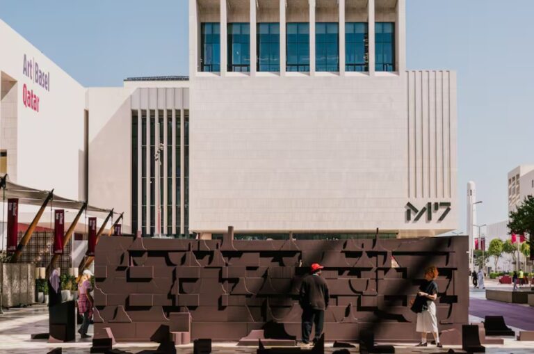 Art Basel Chega ao Catar: A Arte Conquista o Oriente Médio