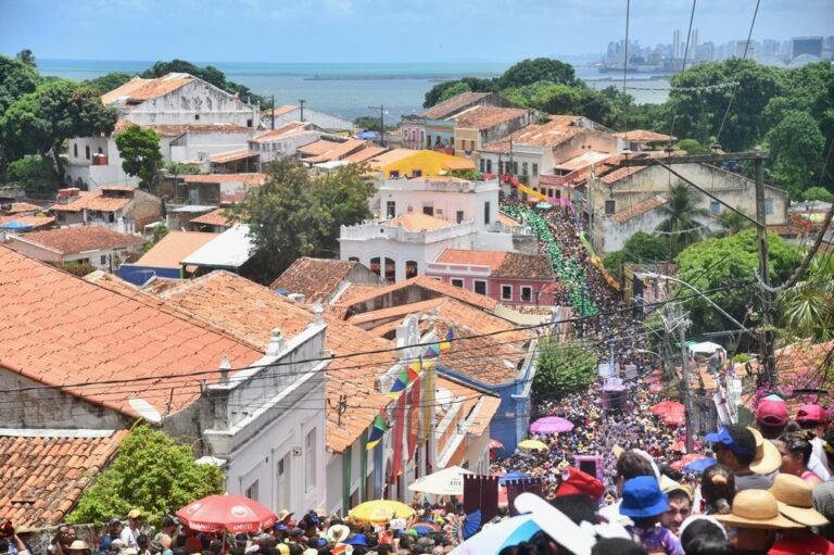 Carnaval em Pernambuco deverá movimentar R$ 10,8 bilhões em 2026