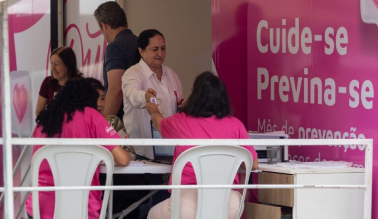 Carreta da Mamografia Inicia Atendimento em Mogi das Cruzes: Saúde em Foco