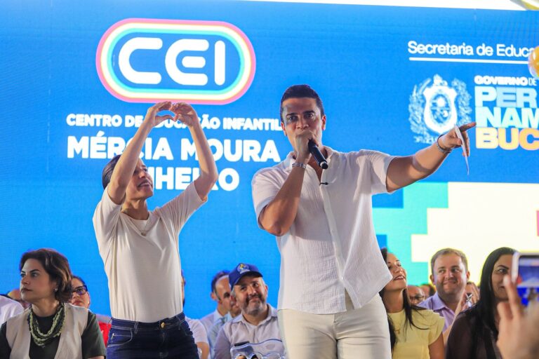 Entregas e Investimentos em Educação em Caruaru: A Ação de Rodrigo Pinheiro e Raquel Lyra