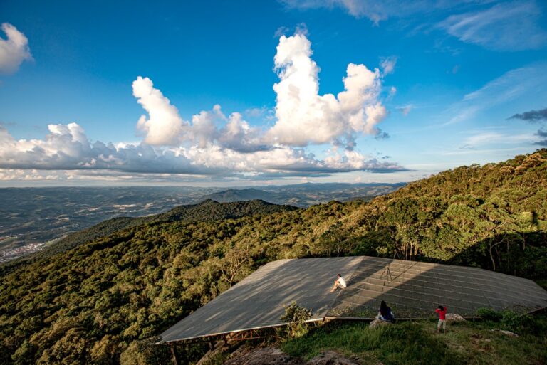 Extrema Apresenta Roteiros Turísticos que Integraram Natureza, Cultura e Gastronomia Extrema Apresenta Roteiros Turísticos que Integraram Natureza, Cultura e Gastronomia