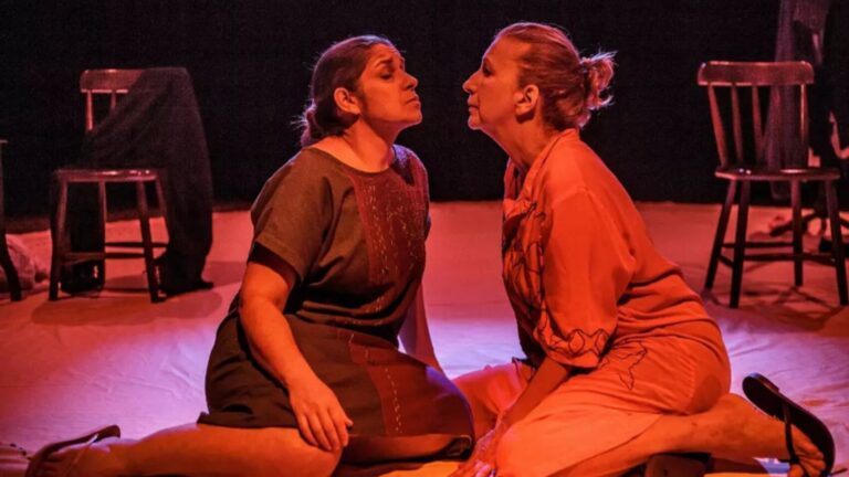 Matilde e Alice: A Comédia Premiada que Chega a Caruaru