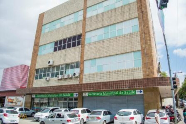 Médicos de Caruaru Deliberam Sobre Assistência e Recompensa Salarial em AGE