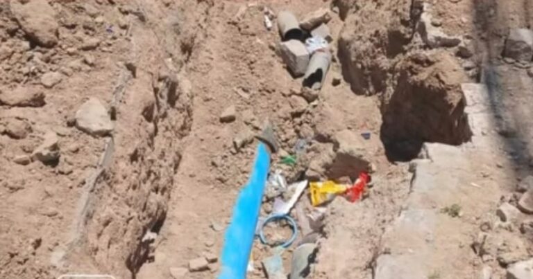 Morador Denuncia Compesa por Buraco Aberto e Falta d'Água em Santa Cruz do Capibaribe