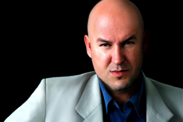 Roda de Conversa e Visita Guiada à Exposição ‘Convergências’ com Tchello d’Barros