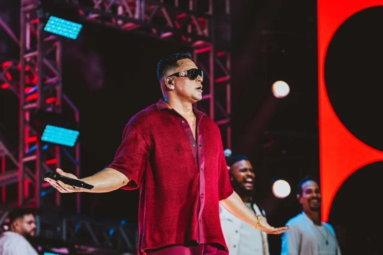 Xanddy Harmonia Agita o Pré-Carnaval com Shows em Três Estados