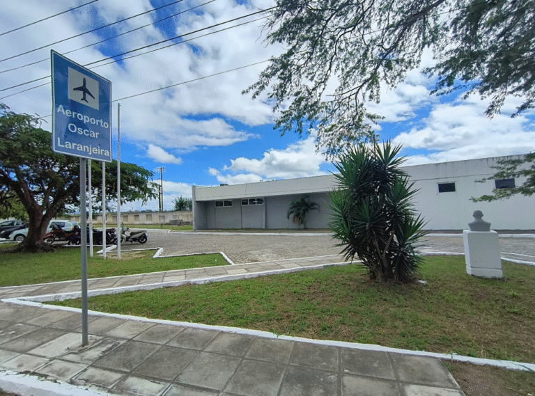 Aeroporto de Caruaru: Obras Começam Hoje com Investimento de R$96 Milhões Aeroporto de Caruaru: Obras Começam Hoje com Investimento de R$96 Milhões