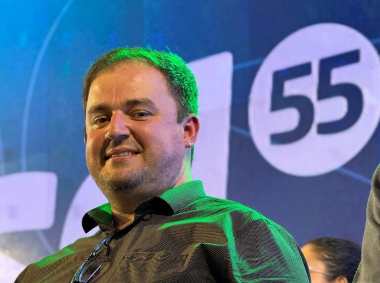 Anderson Luiz se Junta ao PSD em Evento Repleto de Lideranças em Caruaru