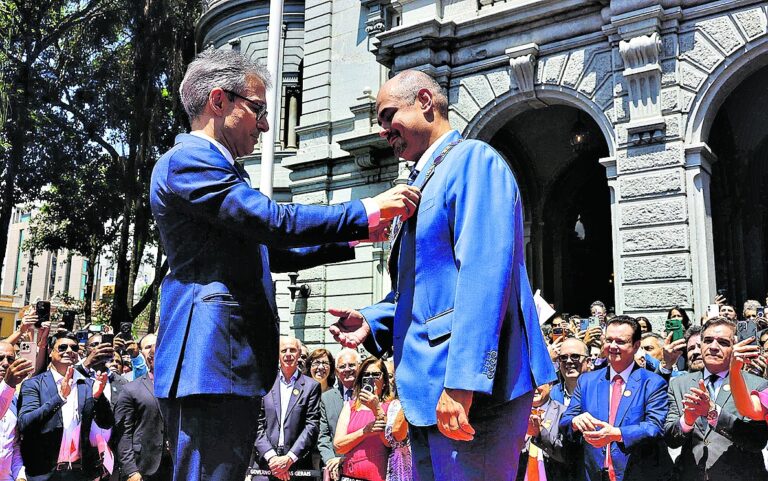 Com a Renúncia de Zema, Mateus Simões Enfrenta Desafios na Governança de Minas Gerais antes das Elei