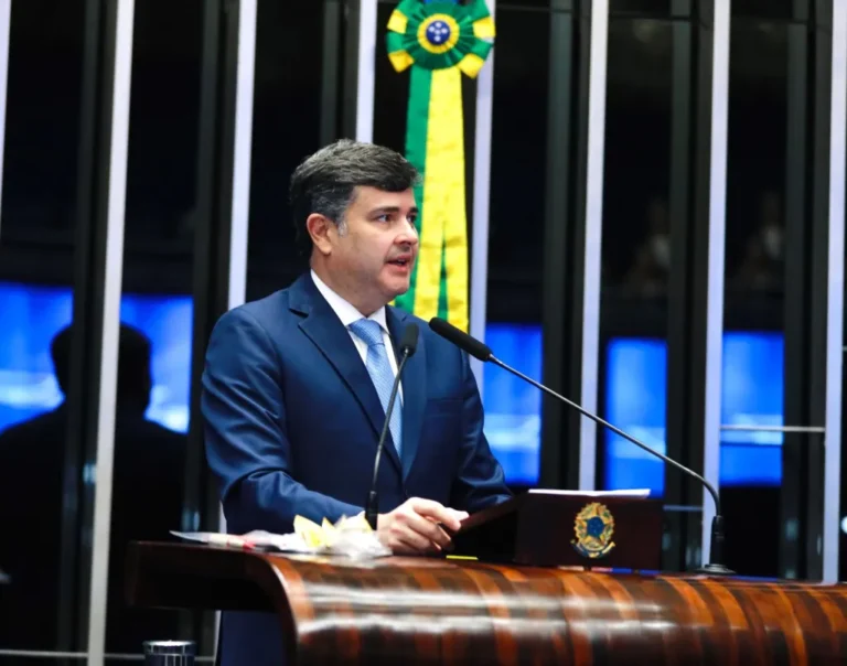 Deputado Eduardo da Fonte Solicita Habilitação do ICIA para Ampliar Tratamento de Câncer Infantil no