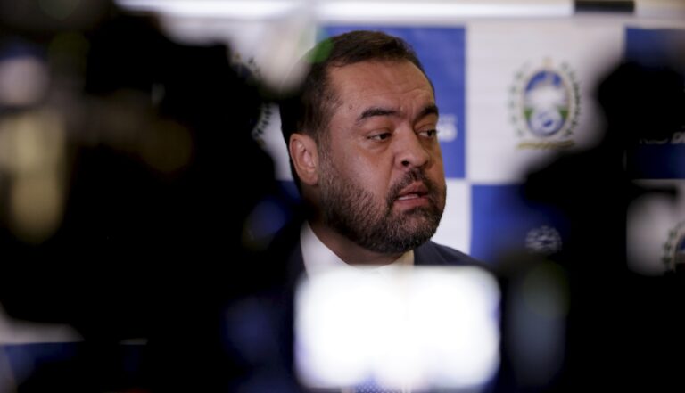 Ex-governador Castro e os Superpoderes que Influenciaram a Sucessão na Alerj Ex-governador Castro e os Superpoderes que Influenciaram a Sucessão na Alerj