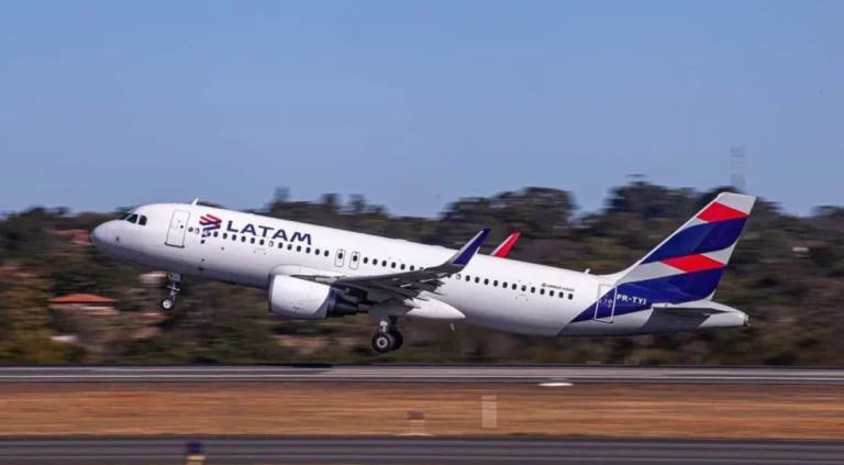 Governo de Pernambuco e Latam: Novas Passagens Aéreas para a Rota Recife-Petrolina Governo de Pernambuco e Latam: Novas Passagens Aéreas para a Rota Recife-Petrolina