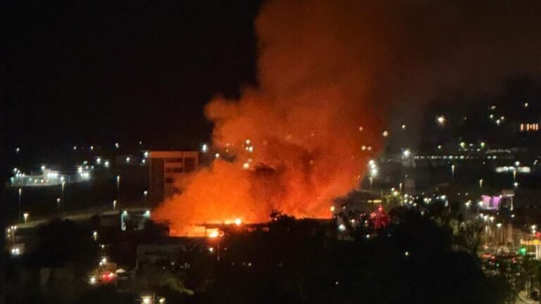 Incêndio em Loja de Utilidades em Caruaru Levanta Risco de Colapso Estrutural