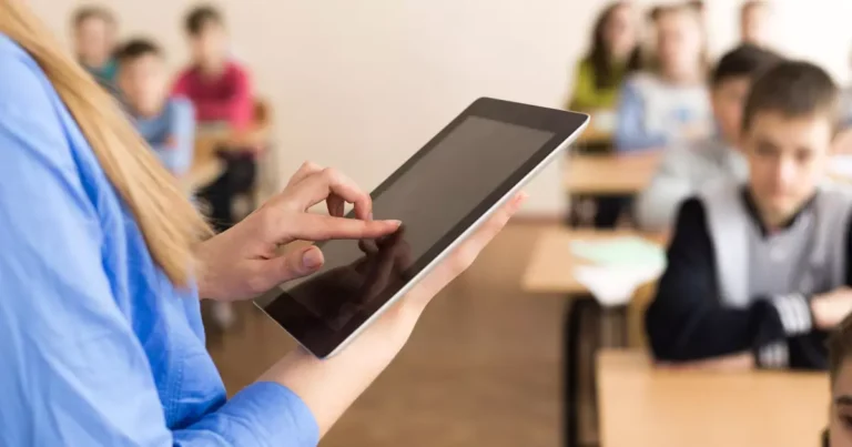 Inteligência Artificial na Educação: Destaque no Evento Bett Brasil 2024 Inteligência Artificial na Educação: Destaque no Evento Bett Brasil 2024