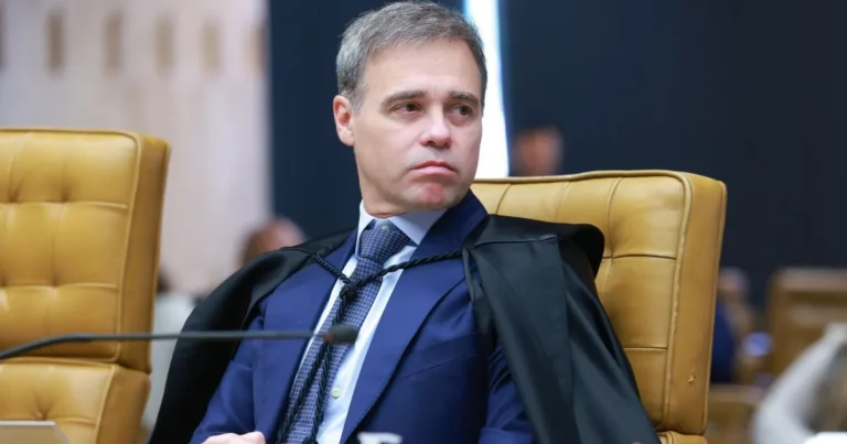 Mendonça Defende Repressão Para Quebra de Confiança de Agentes Públicos