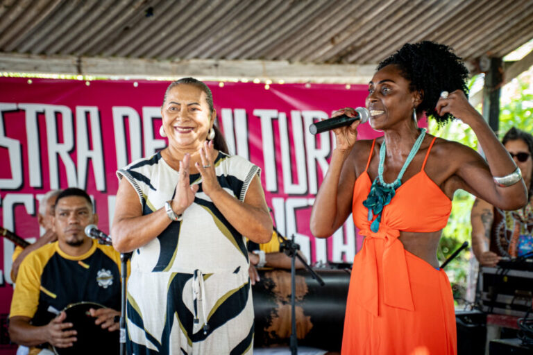 Mostra de Cultura Negra do Paulista: Encerramento com Shows e Serviços de Saúde Mostra de Cultura Negra do Paulista: Encerramento com Shows e Serviços de Saúde