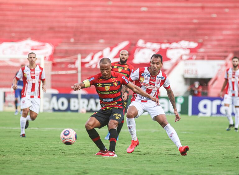 Náutico Leva Vantagem em Finais Contra o Sport nos Aflitos; Descubra o Retrospecto