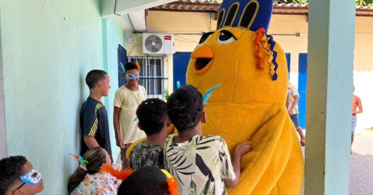 Pinto da Madrugada Leva Alegria e Cultura a Abrigo de Maceió