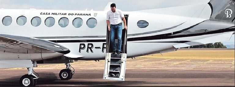 Ratinho Junior Desiste da Candidatura à Presidência: Fatores Familiares e Políticos em Jogo Ratinho Junior Desiste da Candidatura à Presidência: Fatores Familiares e Políticos em Jogo