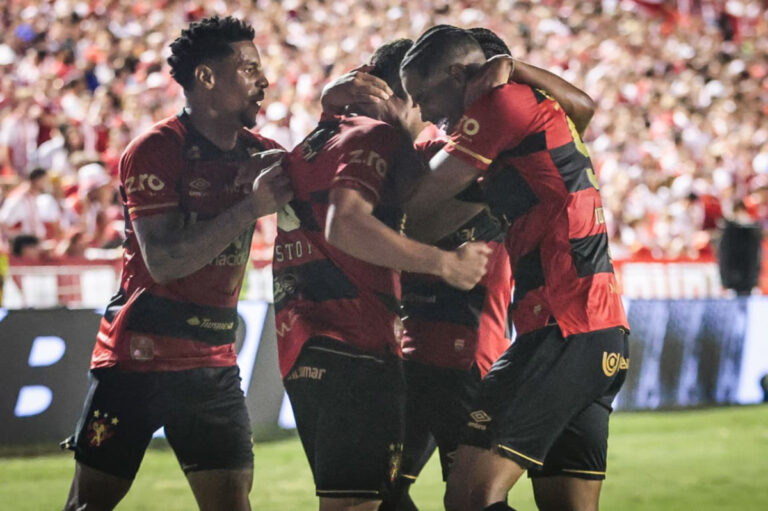 Sport conquista tetracampeonato ao vencer o Náutico por 3 a 0 nos Aflitos