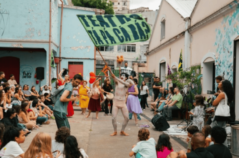 Teatro de Contêiner Mungunzá Retorna com Programação no Complexo Cultural Funarte SP Teatro de Contêiner Mungunzá Retorna com Programação no Complexo Cultural Funarte SP
