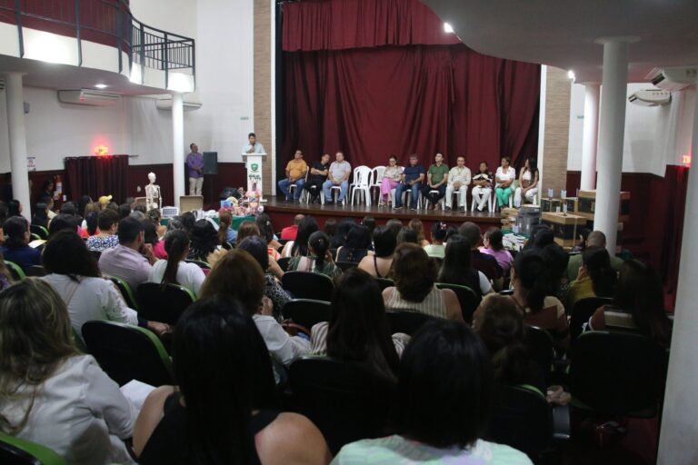 Brejo Santo Celebra II Encontro de Gestores Educacionais no Dia Mundial da Educação