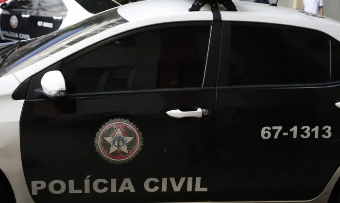 Casal é preso por contrabando de canetas emagrecedoras e anabolizantes do Paraguai Casal é preso por contrabando de canetas emagrecedoras e anabolizantes do Paraguai