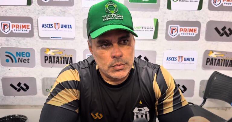Central Mantém Elenco Focado na Série D: Treinador Leandro Sena Comenta